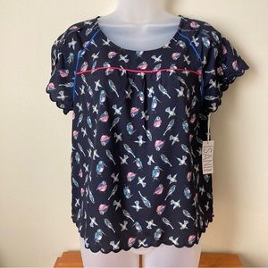 Isani for Target Bird Print Scallop Edge Short Sleeve Blouse NWT Women’s Small